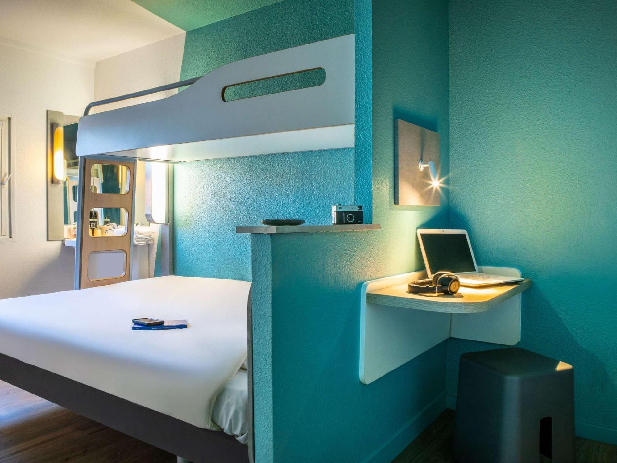 Ibis Budget Sucy En Brie Экстерьер фото