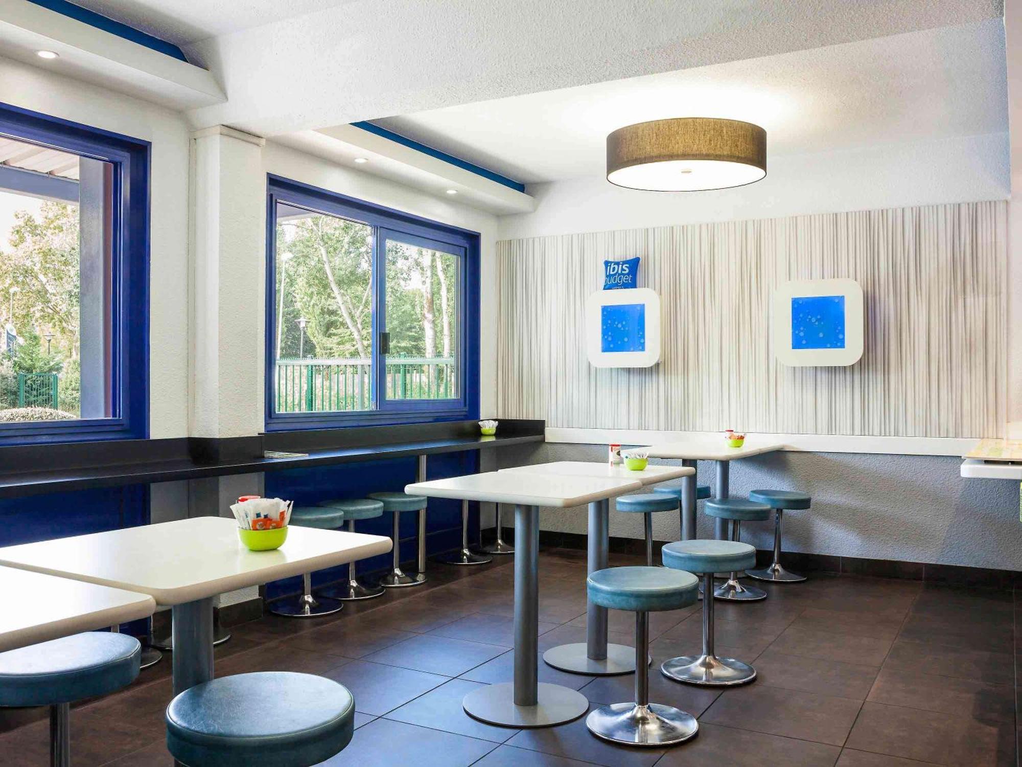 Ibis Budget Sucy En Brie Экстерьер фото