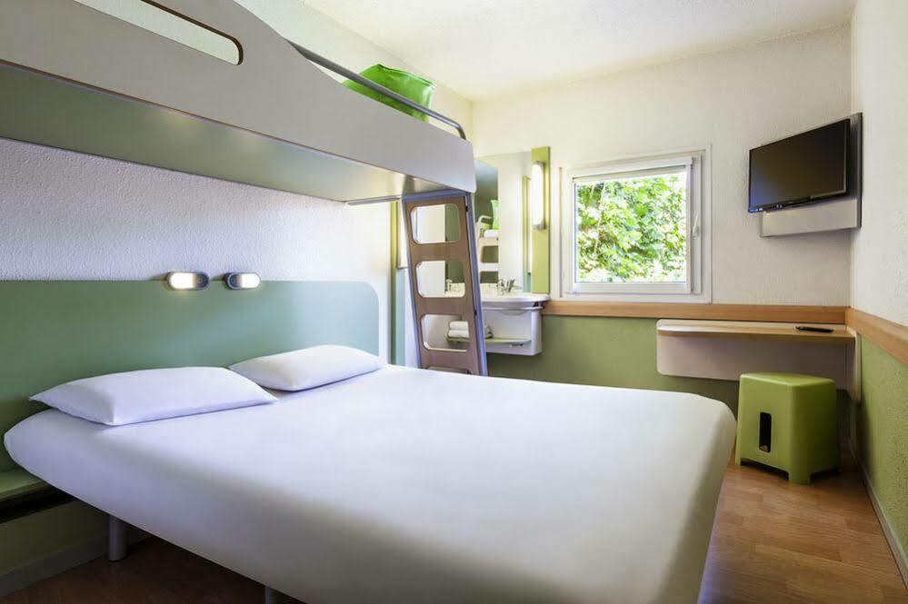 Ibis Budget Sucy En Brie Экстерьер фото
